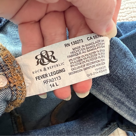 Rock & Republic Denim Rx Fever Stretch Jean Legging | 14L | Social Hour | PullOn - Picture 6 of 12